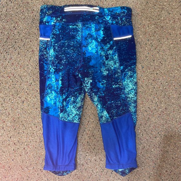 Athleta tie-dye blue cropped leggings size medium - Picture 2 of 2
